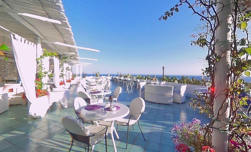 Hotel Le Fioriere Praiano Exteriör bild